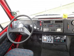 Mercedes-Benz Unimog 1550L37 4x4 Unimog U1550 L (437) Mercedes Benz,  SIDES CCF2000 ltr. - Expeditievoertuig, Camper TT 4085