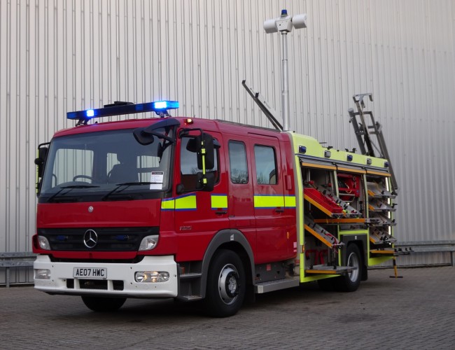 Mercedes-Benz Atego 1325 RHD - Crewcab, Doppelcabine - 1.400 ltr watertank - Feuerwehr TT 4122