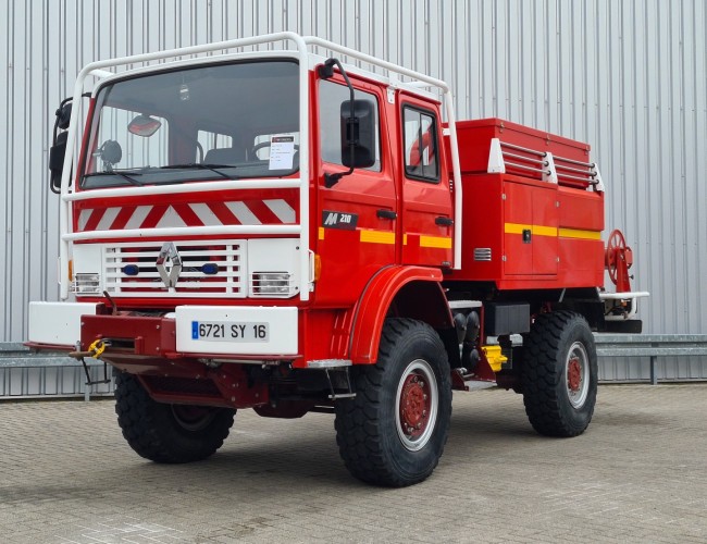 Renault M 210 Midliner 4x4 -Feuerwehr, Fire brigade - 2.500 ltr watertank - 5.6t Winch Expeditie, Camper, Dobbelcabine TT 4408