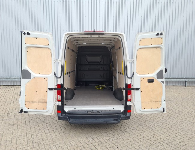 Volkswagen e-Crafter L3H2 - 100KW - Navi, Camera, Hoogdak, Elektrisch TT 4523