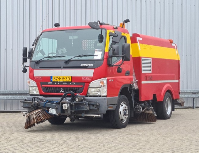 Mitsubishi Canter 7 C15 Brock SL140/2 Veegmachine,  Wegdekreiniger, Frontborstel, Kehrmachine TT 4576