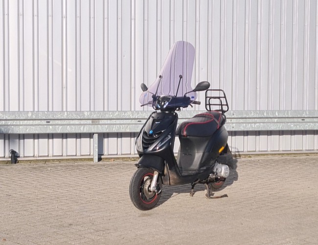 Piaggio ZIP Scooter, Brommer, Zwart, Vespa TT 4591