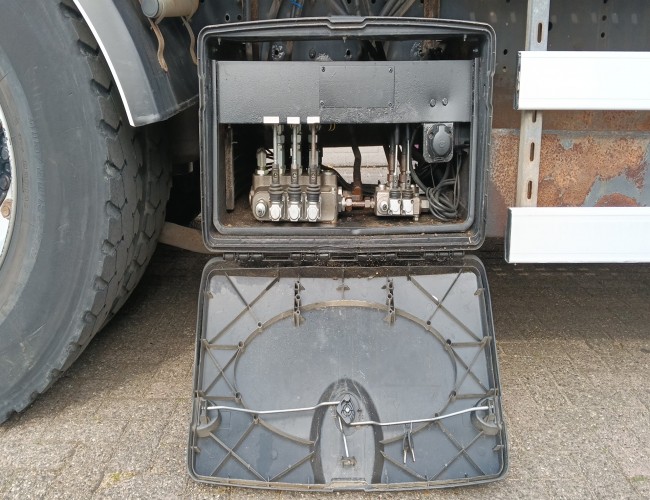 Iveco Stralis 360 E26 EEV 6x2 - Retarder, Machine transporter, Oprijwagen, afsleepwagen 8,1 T. lier TT 4827