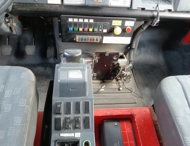 Mercedes-Benz Unimog U 5000 4x4 - (type 437.4) 4000 ltr - Feuerwehr Doppelkabine,Uberrollkafig - Rosenbauer - Expeditievoertuig, Camper TT 4836