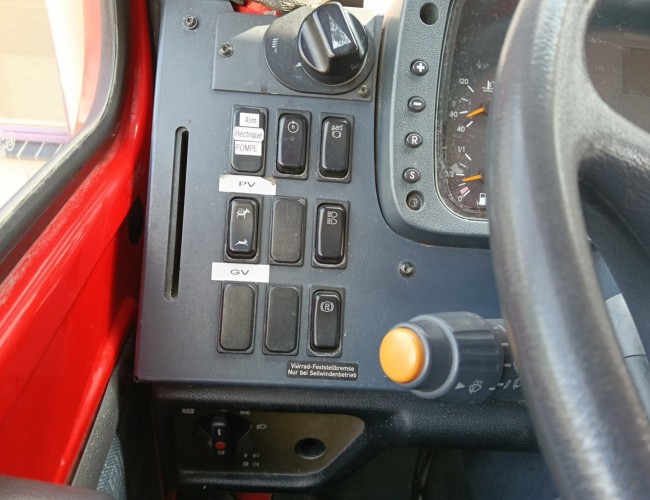 Mercedes-Benz Unimog U 5000 4x4 - (type 437.4) 4000 ltr - Feuerwehr Doppelkabine,Uberrollkafig - Rosenbauer - Expeditievoertuig, Camper TT 4836