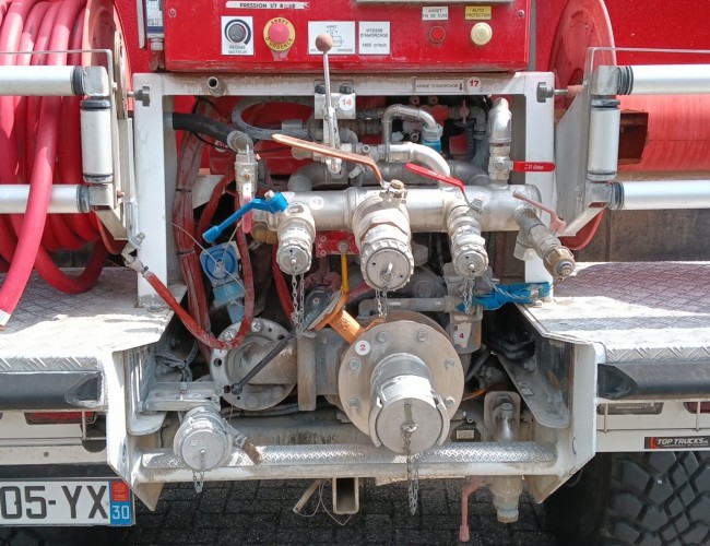Mercedes-Benz Unimog U 5000 4x4 - (type 437.4) 4000 ltr - Feuerwehr Doppelkabine,Uberrollkafig - Rosenbauer - Expeditievoertuig, Camper TT 4836