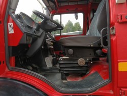 Mercedes-Benz Unimog U 5000 4x4 - (type 437.4) 4000 ltr - DAMAGED TRANSFER BOX - Winch, - Double cab, Crew cab, - Rosenbauer pump TT 4837
