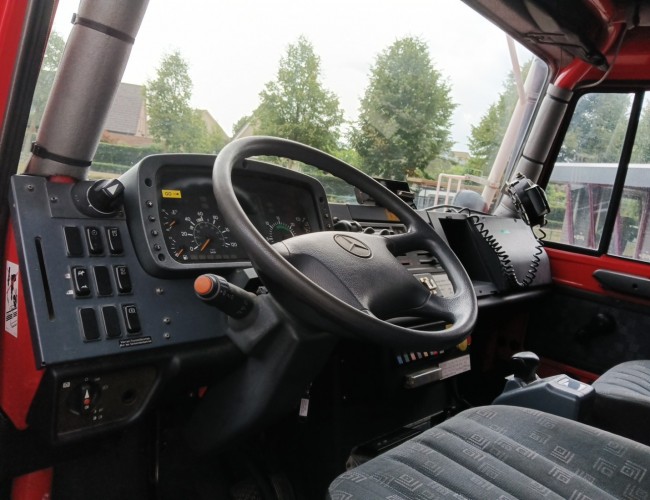 Mercedes-Benz Unimog U 5000 4x4 - (type 437.4) 4000 ltr - DAMAGED TRANSFER BOX - Winch, - Double cab, Crew cab, - Rosenbauer pump TT 4837