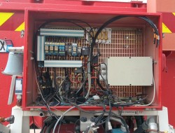 Mercedes-Benz Unimog U 5000 4x4 - (type 437.4) 4000 ltr - DAMAGED TRANSFER BOX - Winch, - Double cab, Crew cab, - Rosenbauer pump TT 4837