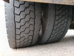 Scania P 94.230 NA - HMF 11TM Kraan, Crane, Kran -Manual -Rotor -Bakker Knijperbak TT 4854