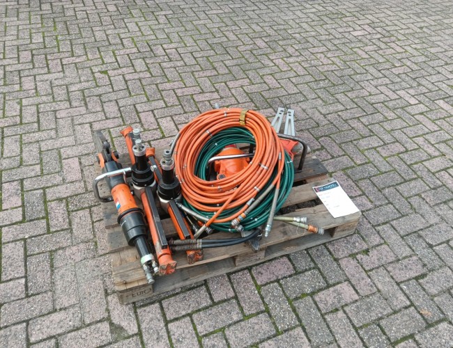 Holmatro Bevrijdingsapparatuur Bevreidingsapparatuur, Reddingsset, Knipschaar, Spreidschaar TT 4868