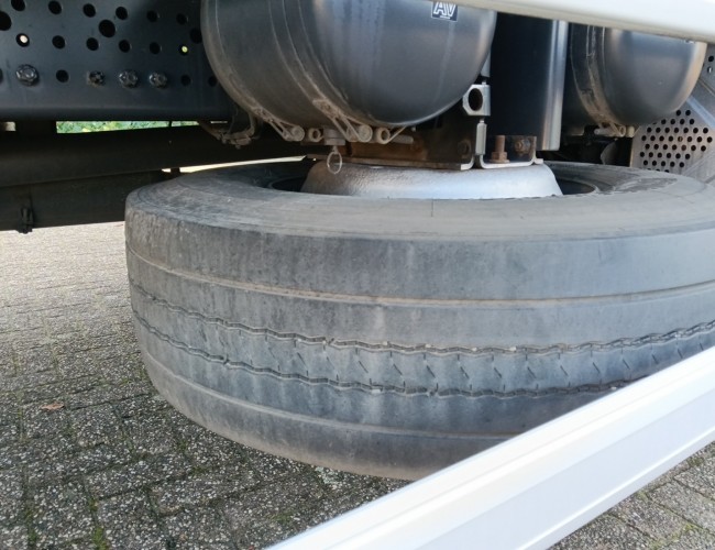 Mercedes-Benz Antos 1830 DHollandia Laadklep, Loadlift 1.500 kg, TT 4884