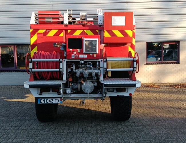Unimog U 5000 Mercedes Benz -4x4 - (type 437.4) 4000 ltr -Wich -Feuerwehr Doppelkabine,Uberrollkafig - Camivar - Expeditievoertuig, Camper TT 4891
