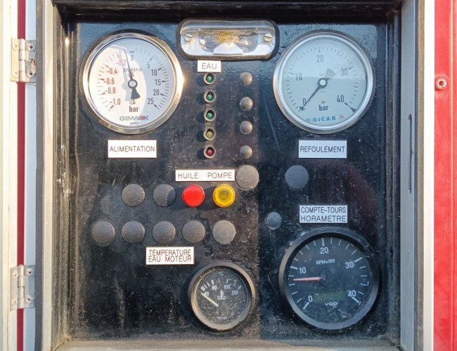 Unimog U 5000 Mercedes Benz -4x4 - (type 437.4) 4000 ltr -Wich -Feuerwehr Doppelkabine,Uberrollkafig - Camivar - Expeditievoertuig, Camper TT 4891