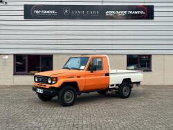 Toyota Landcruiser HZJ79