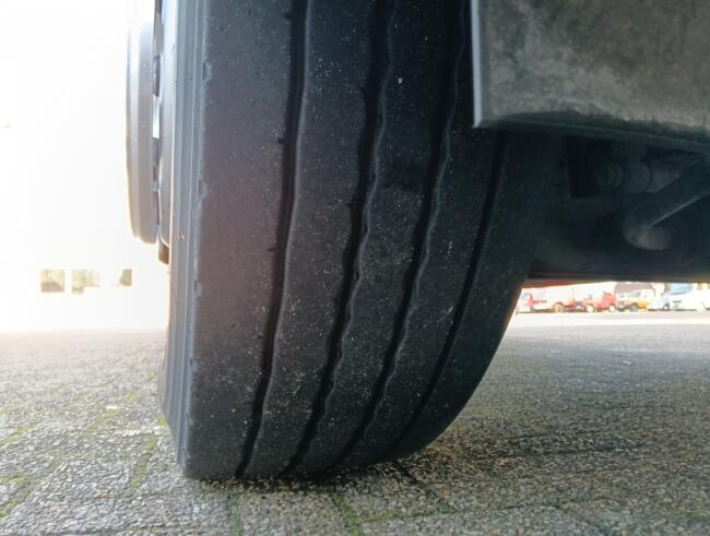 Mercedes-Benz Antos 1830 DHollandia Laadklep, Loadlift 1.500 kg, TT 4884