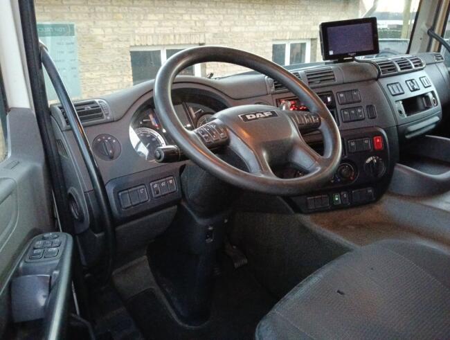 DAF FA CF 260 DHollandia Laadklep, Loadlift 2.000 kg, Schuifkap, Smart tacho TT 4885