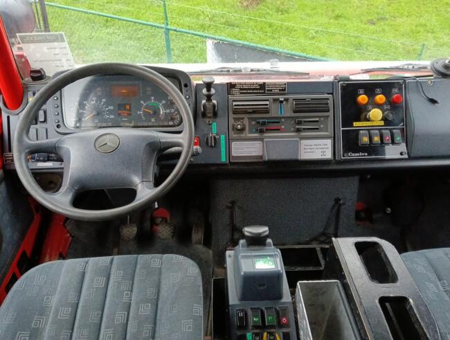Unimog U 5000 Mercedes Benz -4x4 - (type 437.4) 4000 ltr -Lier, Winch -Feuerwehr Doppelkabine,Uberrollkafig - Camiva TT 4890