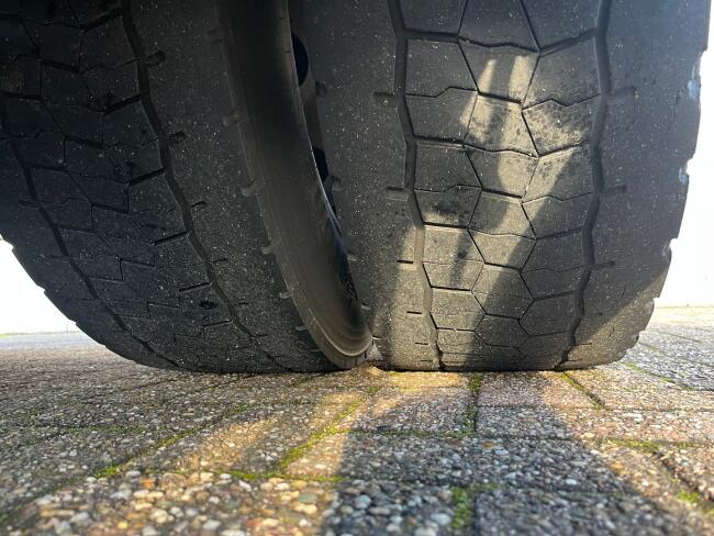 DAF CF 330 FT TT 4894