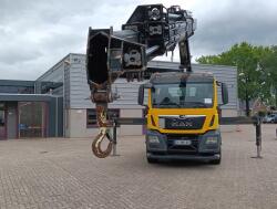 MAN TGS 35.500 8x2 - Hiab 37.7TM Kraan, Machine transporter, Oprijwagen, afsleepwagen 6.2T. lier TT 4936