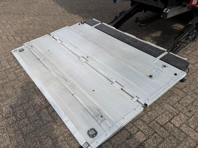 Mercedes-Benz Actros 2543 6x2 Retarder - Schuifzeil - Schuifdak - Lift-as - Laadklep - euro 6 TT 4981