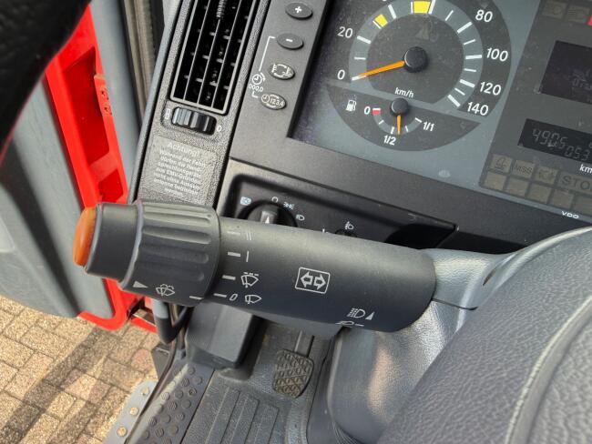Mercedes-Benz Atego 1328 4x4 2000L - 100KM/H TT 4987