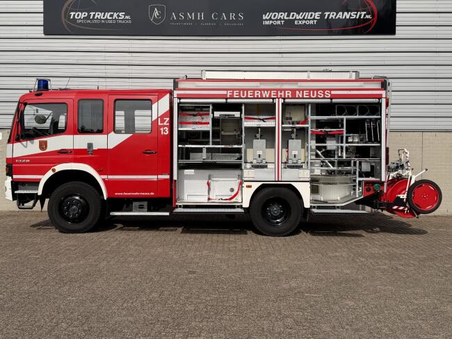 Mercedes-Benz Atego 1328 4x4 2000L - 100KM/H TT 4987