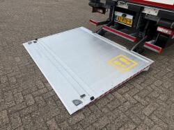 Volvo FL 12.210 Koel/Vries -Thermo King v-500 - D-hollandia Laadklep 1500KG - Smart tacho - Airco - 2 compartimenten TT 4997